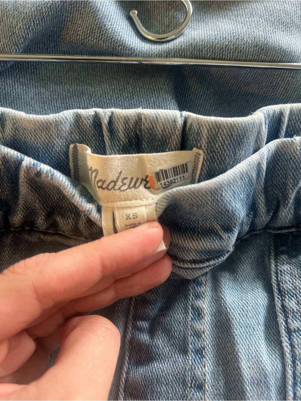 Madewell Pull-On Relaxed Jeans in Lisford Wash size XS - Picture 7 of 7